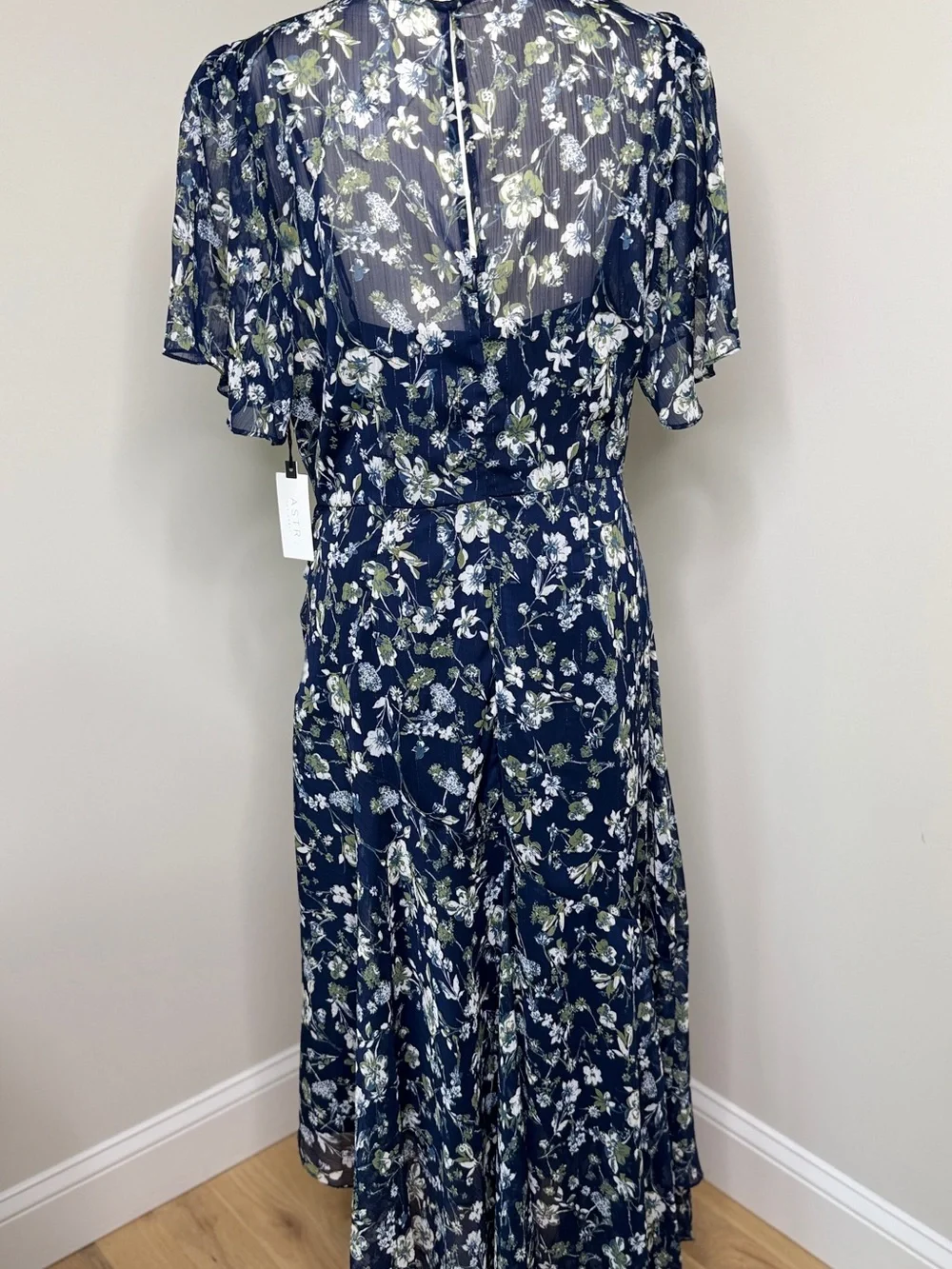NWT ASTR the Label Flutter Sleeve Maxi Dress Blue Green Floral Size L - Picture 6 of 12